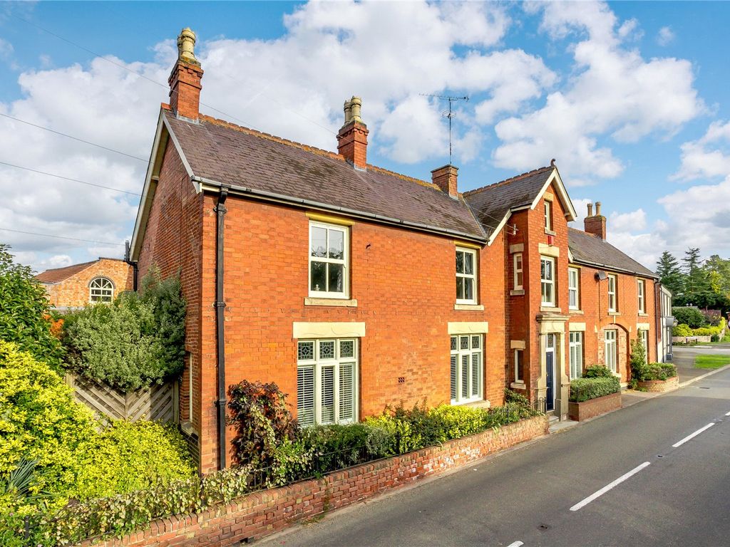 9 bed detached house for sale in Ashby Road, Twyford, Melton Mowbray