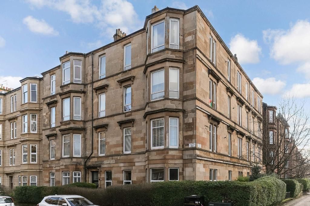 2 bed flat for sale in Onslow Drive, Dennistoun G31, £219,950 Zoopla