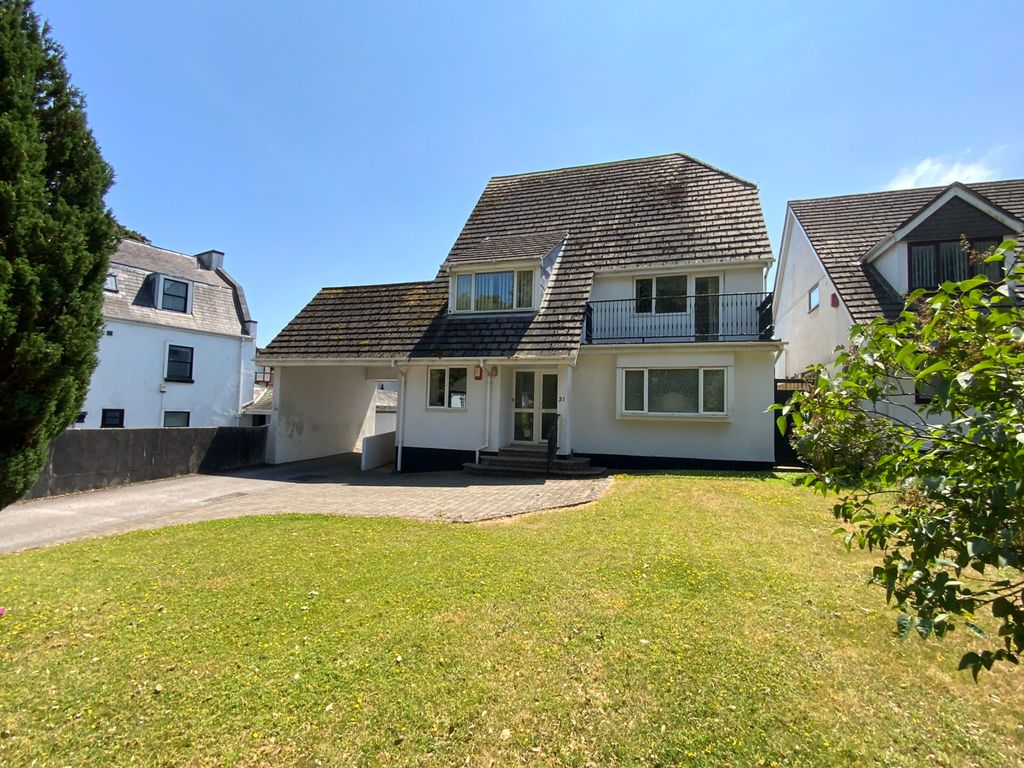 2 bed flat for sale in Oldenburg Park, Paignton TQ3, £250,000 Zoopla