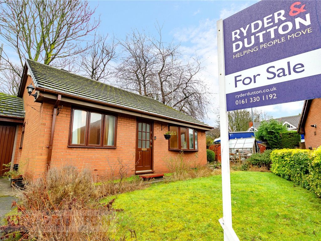 3 bed bungalow for sale in Park Crescent, AshtonUnderLyne, Greater
