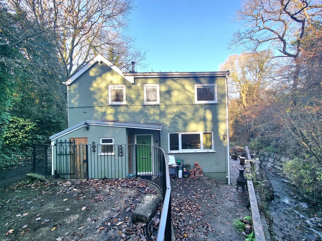 3 bed detached house for sale in Balaclava Road, Glais, Swansea SA7, £