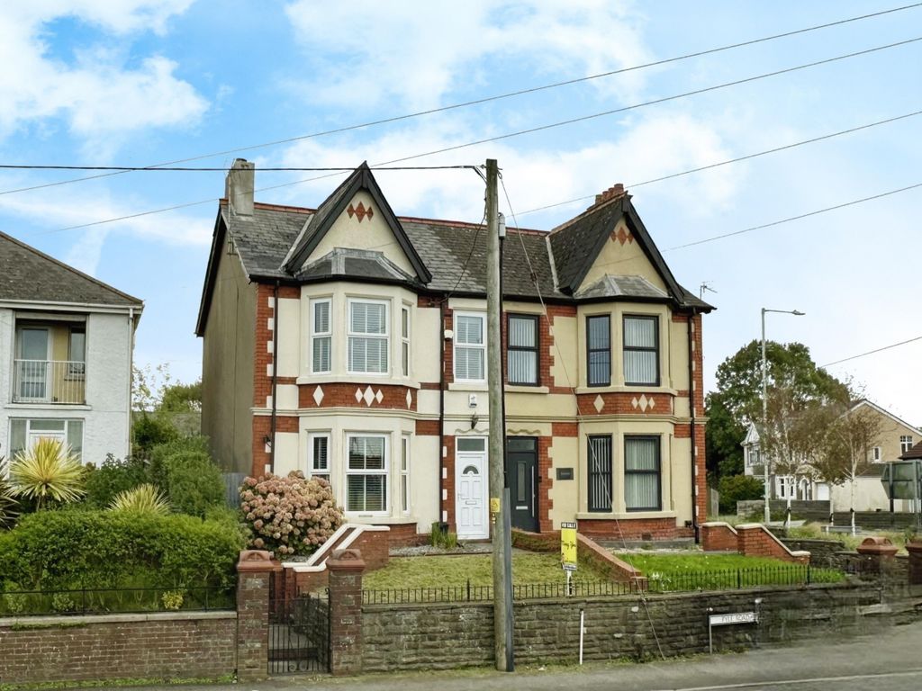 4 bed semidetached house for sale in Pyle Road, Bridgend CF33, £