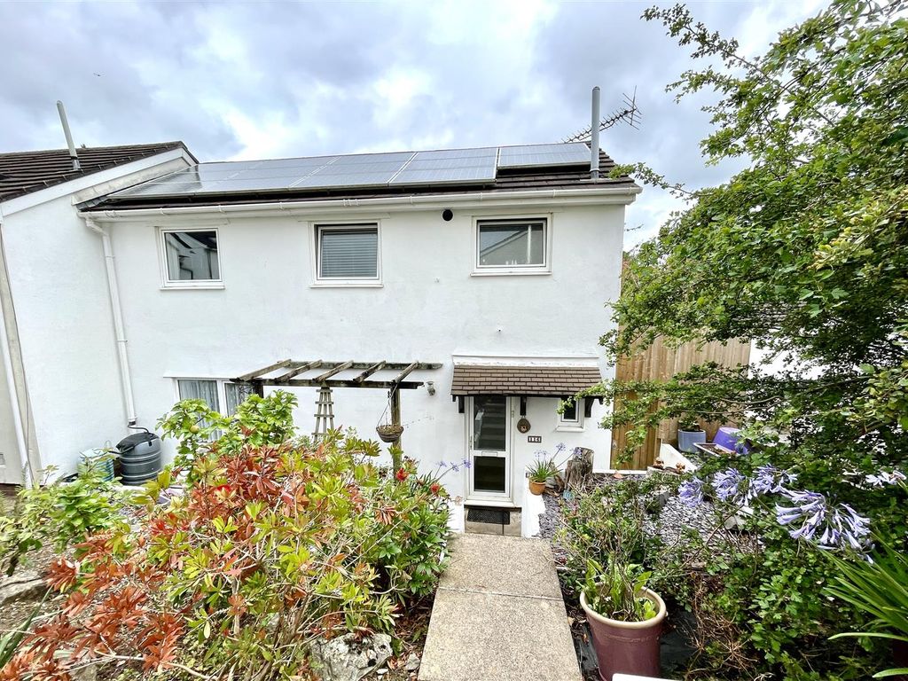3 bed end terrace house for sale in Lake View Close, Holly Park