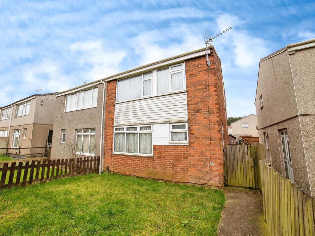 3 bed semidetached house for sale in Springfield Way, KirkbyIn