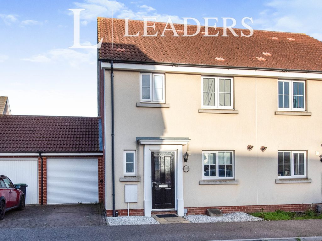 3 bed semidetached house to rent in Boyton Hall Drive, Combs Lane