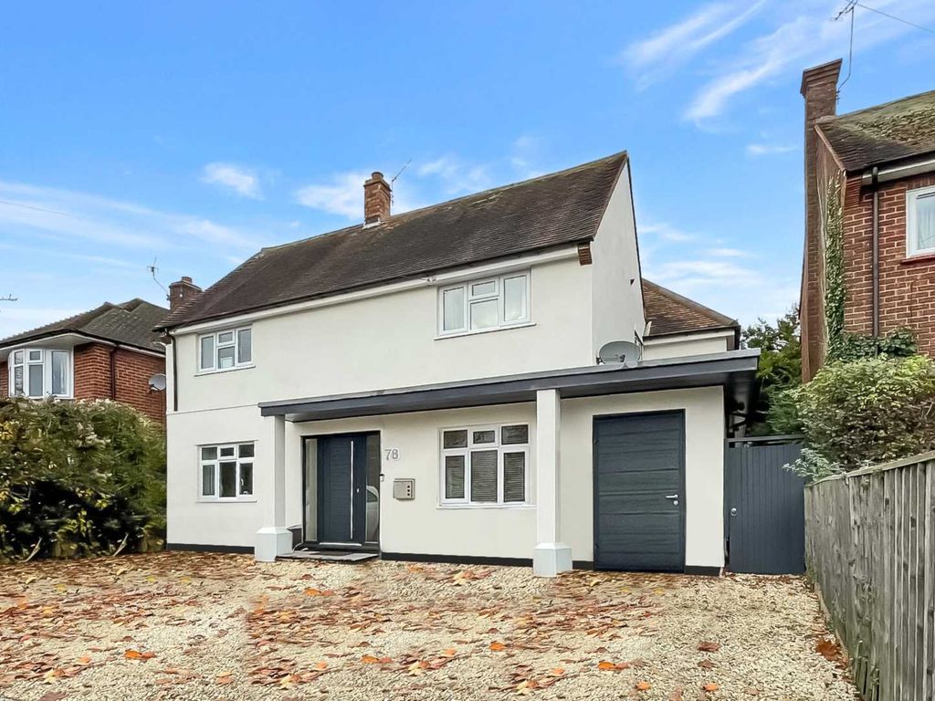 4 bed detached house for sale in Oaken Grove, Maidenhead SL6, £