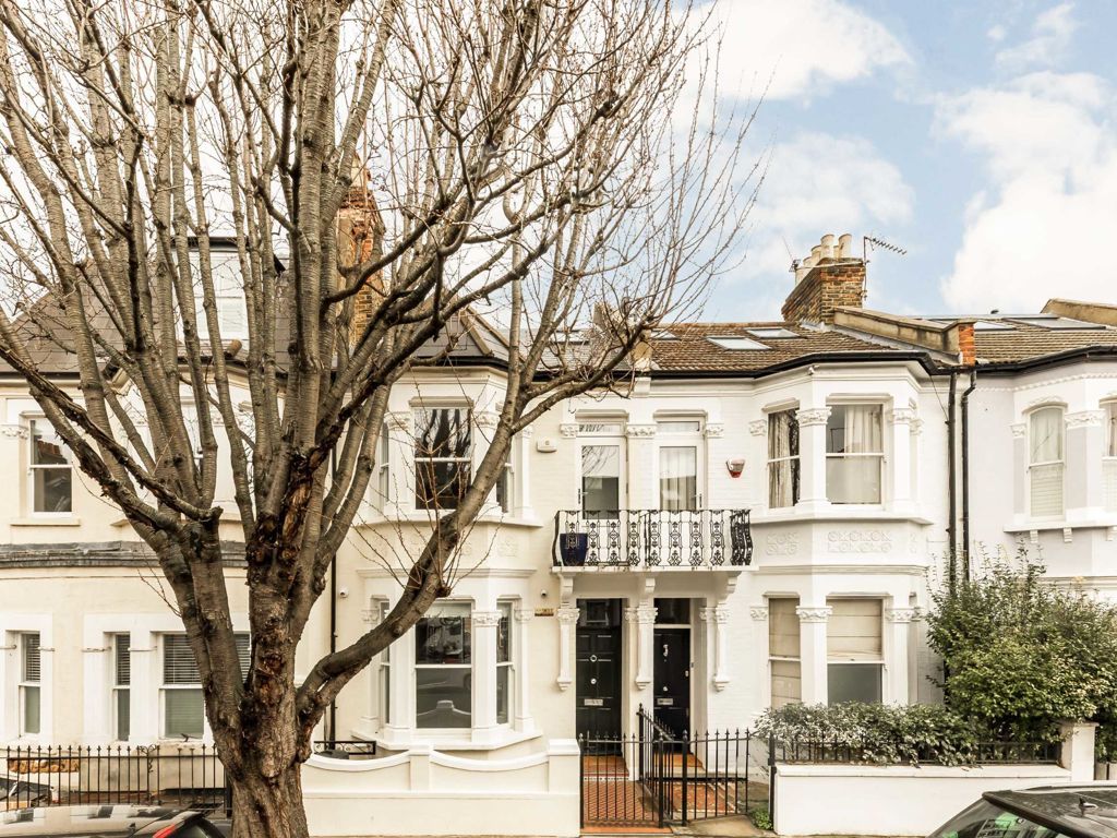 4 bed property for sale in Hartismere Road, London SW6, £1,750,000 Zoopla