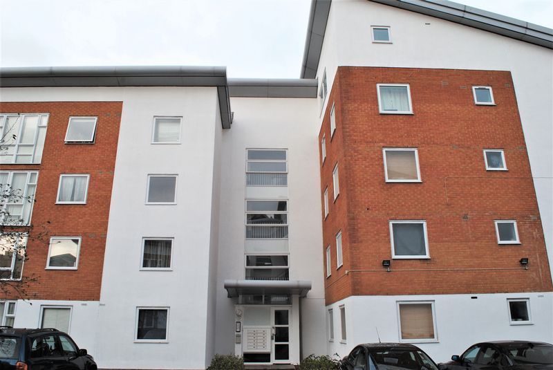 1 bed flat to rent in Felixstowe Court, London E16 Zoopla