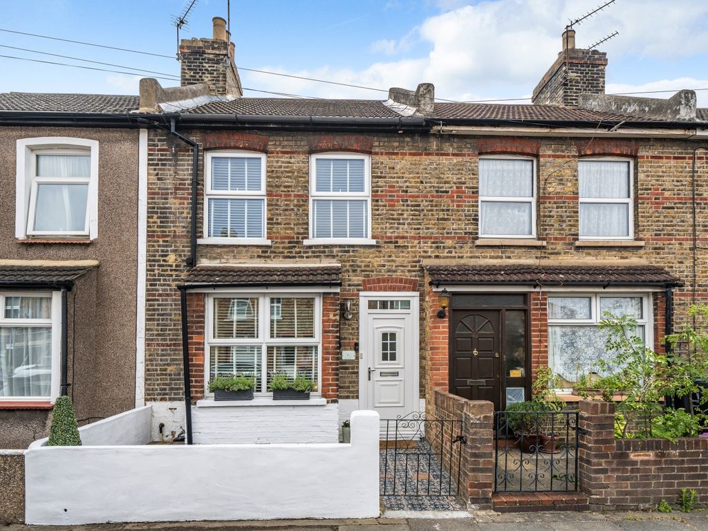 2 bed terraced house for sale in Cecil Road, Gravesend DA11 Zoopla