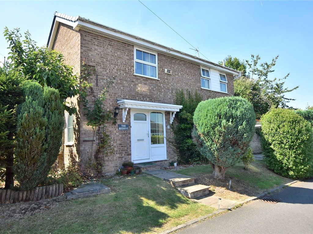 3 bed detached house for sale in Adel Vale, Adel, Leeds, West Yorkshire