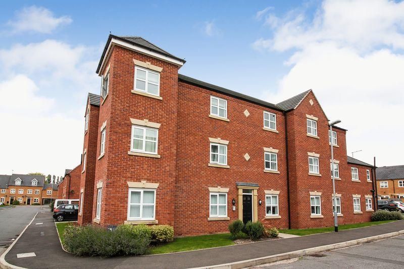 2 bed flat to rent in Bellamy Drive, KirkbyInAshfield, Nottingham