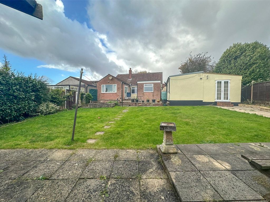 3 bed bungalow for sale in Hollyguest Road, Hanham, Bristol BS15, £475,000 Zoopla