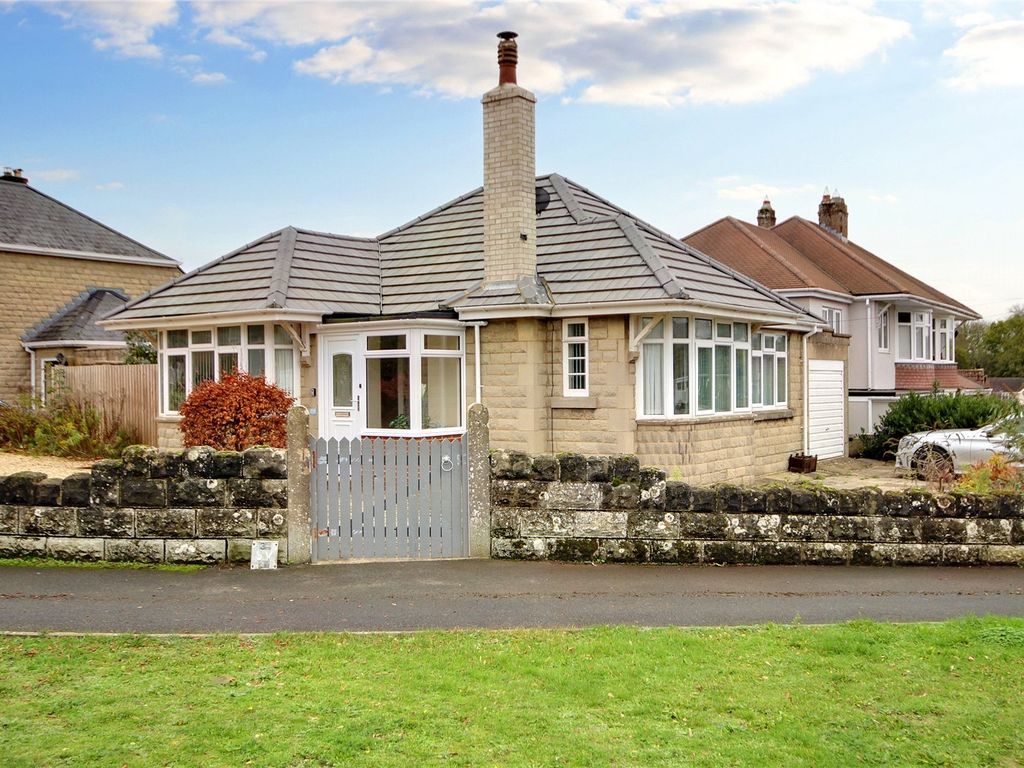 2 bed bungalow for sale in Sandown Avenue, Lakeside, Swindon SN3 Zoopla
