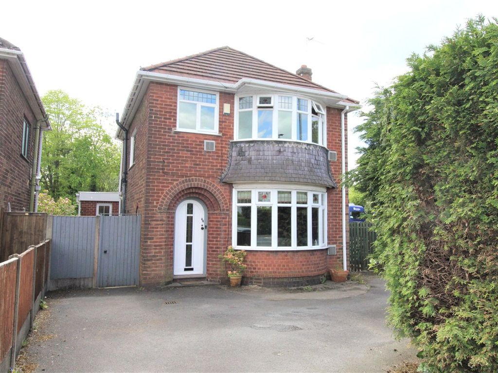 3 bed detached house for sale in Broom Leys Road, Coalville, Leicestershire LE67 Zoopla