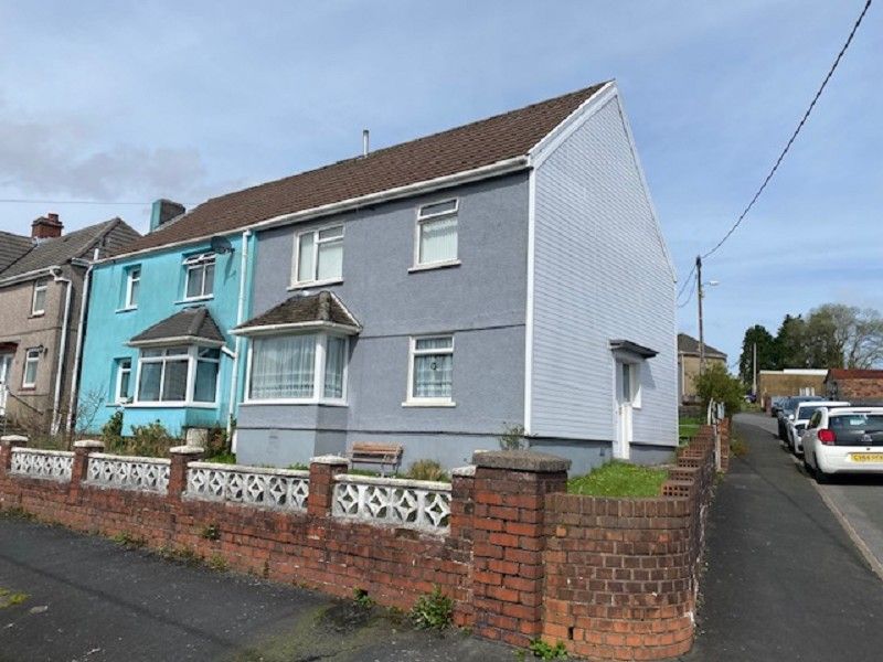 3 bed semidetached house for sale in Lluest, Ystradgynlais, Swansea