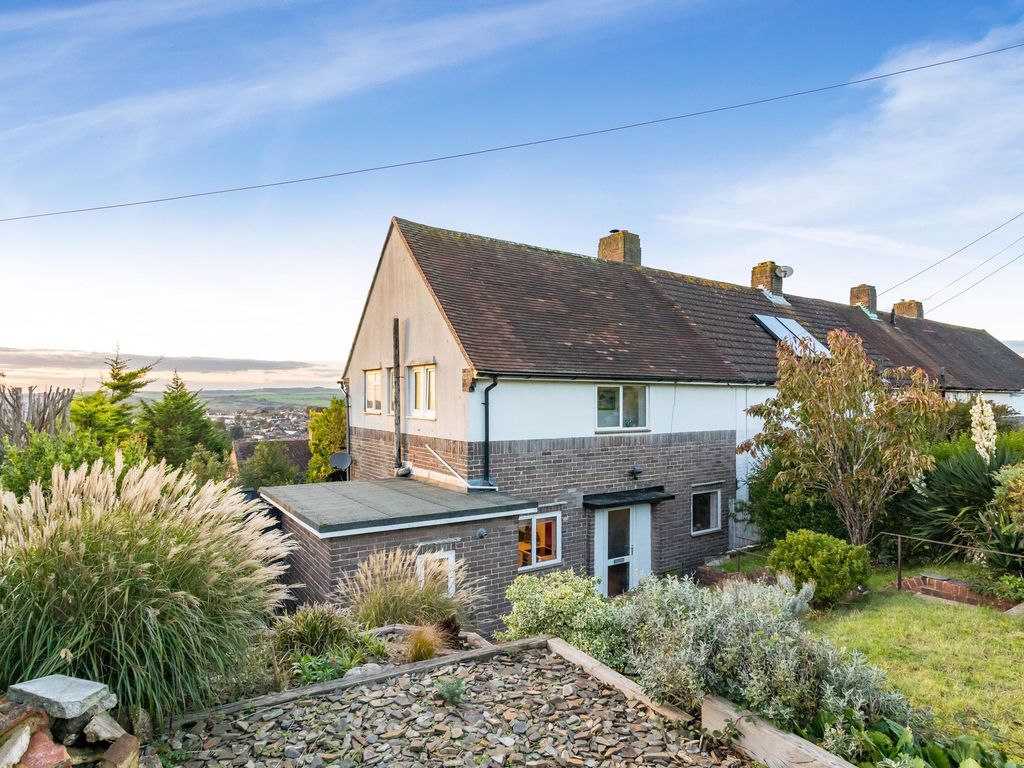 2 bed end terrace house for sale in Elsted Crescent, Brighton BN1 Zoopla