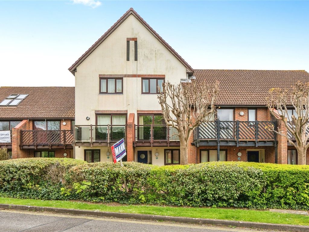 4 bed terraced house for sale in Newlyn Way, Port Solent, Portsmouth