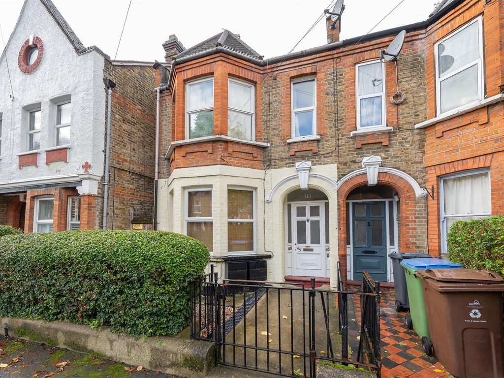 1 bed flat for sale in Carr Road, London E17, £350,000 Zoopla