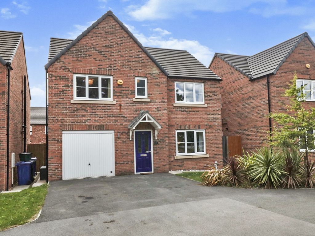 5 bed detached house for sale in Sceptre Avenue, Bessacarr, Doncaster