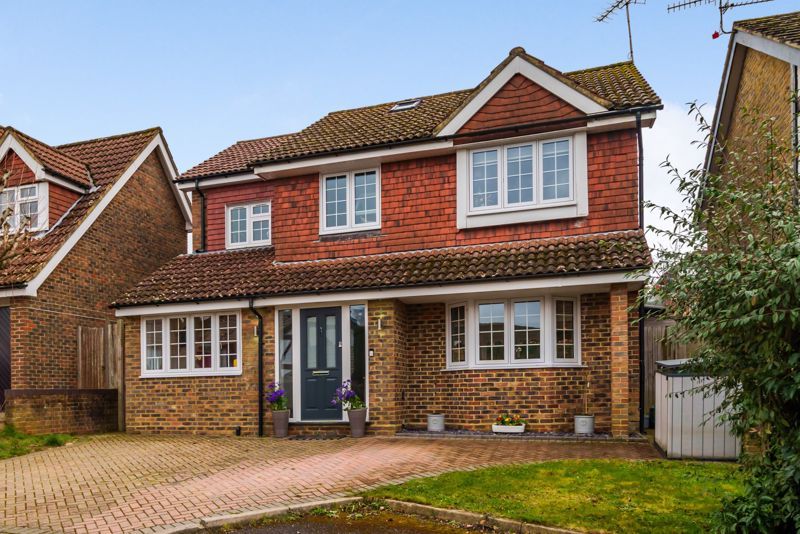 4 bed detached house for sale in Pullman Lane, Godalming GU7 Zoopla