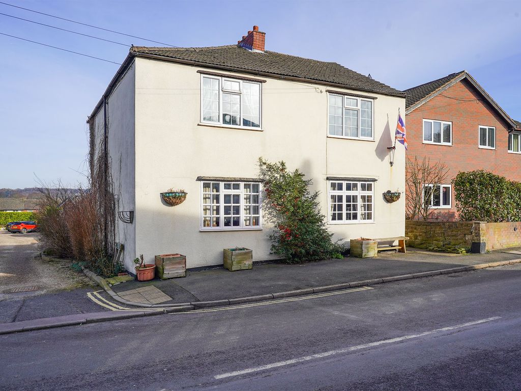 3 bed detached house for sale in Valley Road, Barlow S18, £325,000 Zoopla