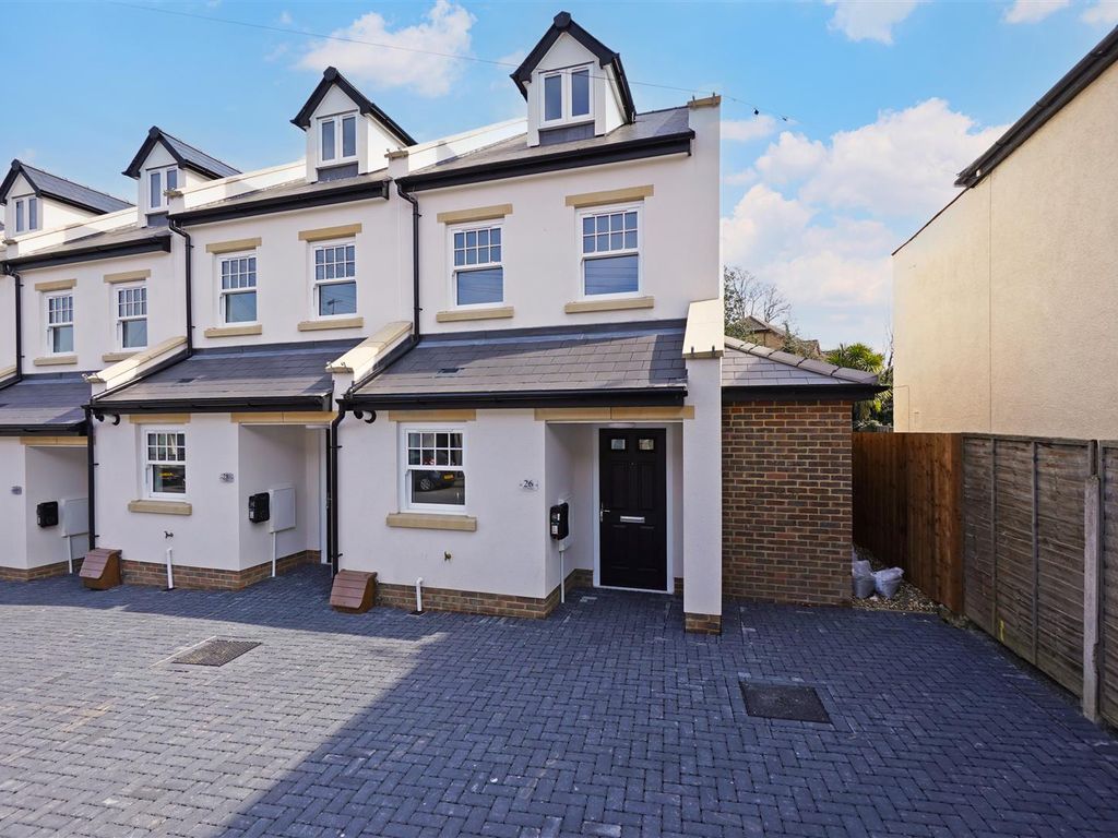 3 bed property for sale in Ivy Street, Rainham, Gillingham ME8 Zoopla