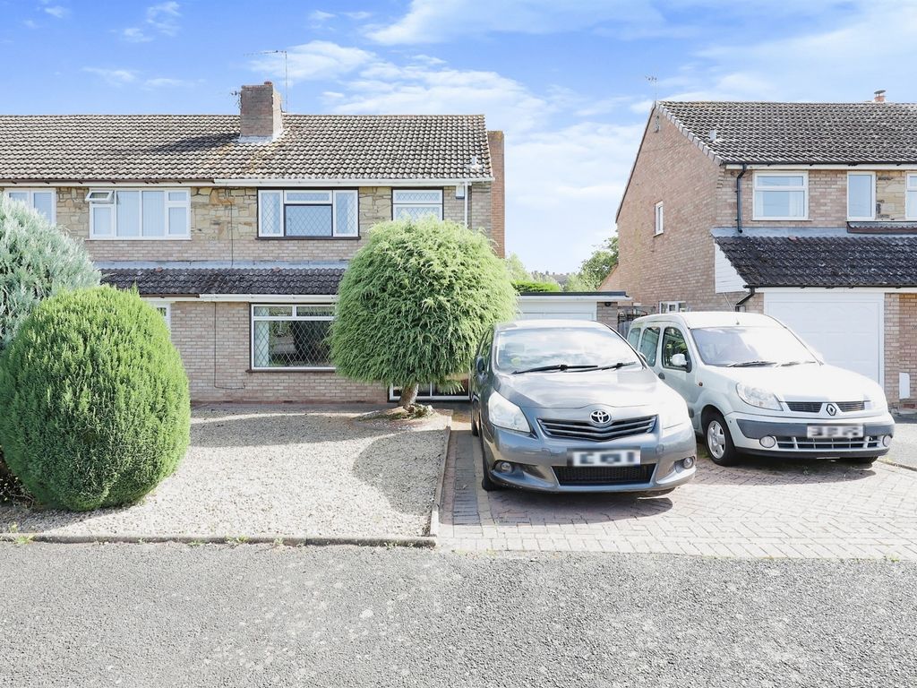3 bed semidetached house for sale in Romsley View, Alveley, Bridgnorth