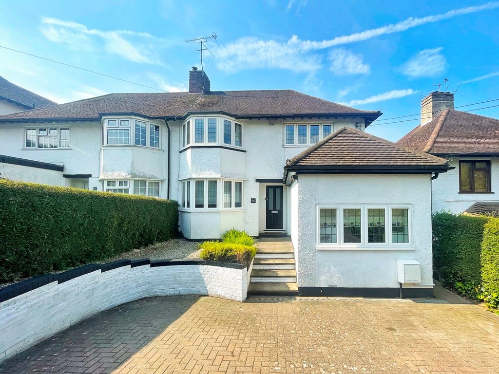 4 bed semidetached house for sale in First Avenue, Amersham HP7, £