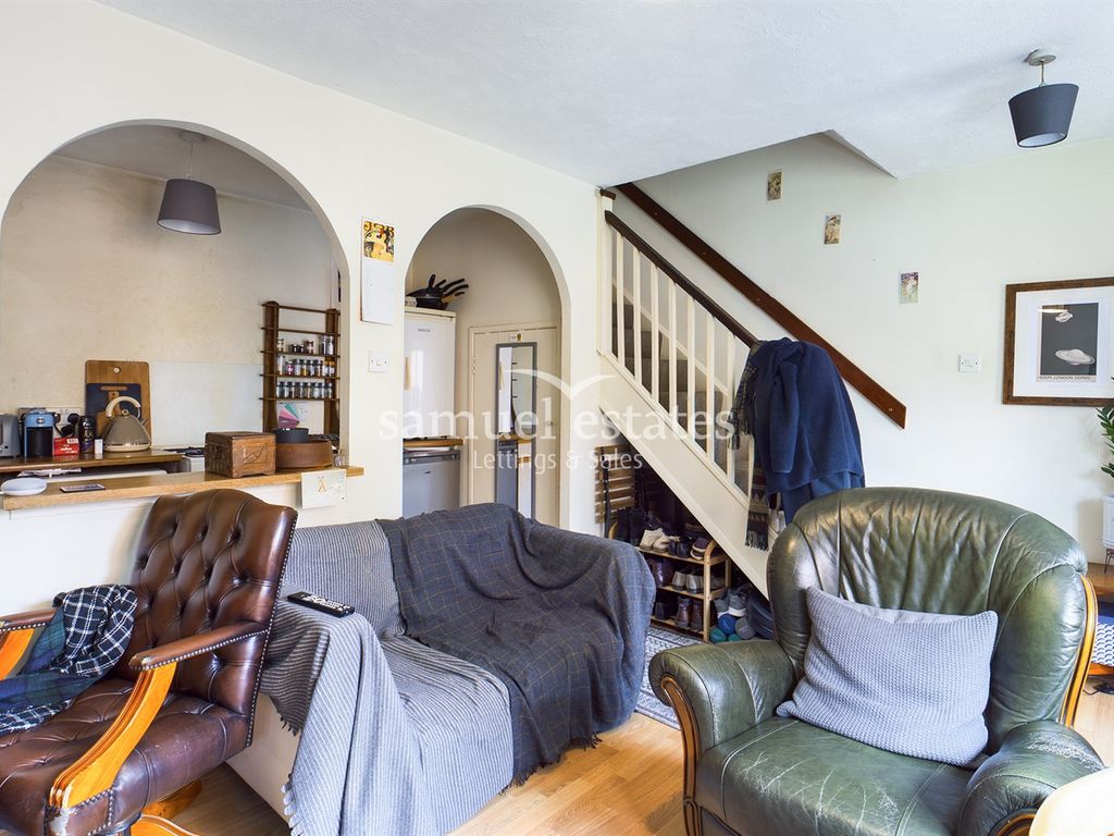 1 bed terraced house to rent in Campbell Close, Streatham SW16 Zoopla