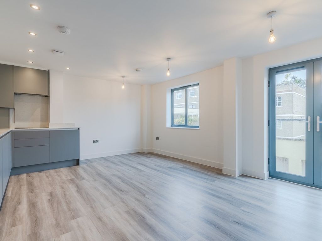 2 bed flat for sale in Lypiatt Road, Montpellier, Cheltenham GL50 Zoopla