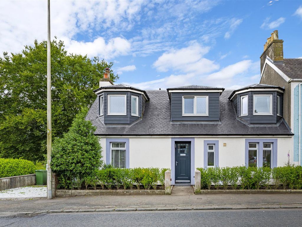 4 bed end terrace house for sale in Glasgow Road, Strathaven ML10, £289,000 Zoopla