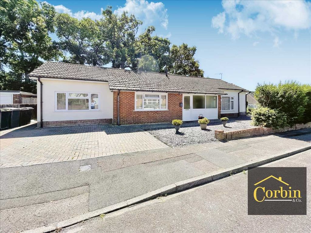 Fletcher Close, Bournemouth BH10