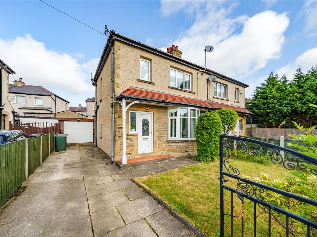 3 bed semidetached house for sale in Denbrook Avenue, Tong, Bradford