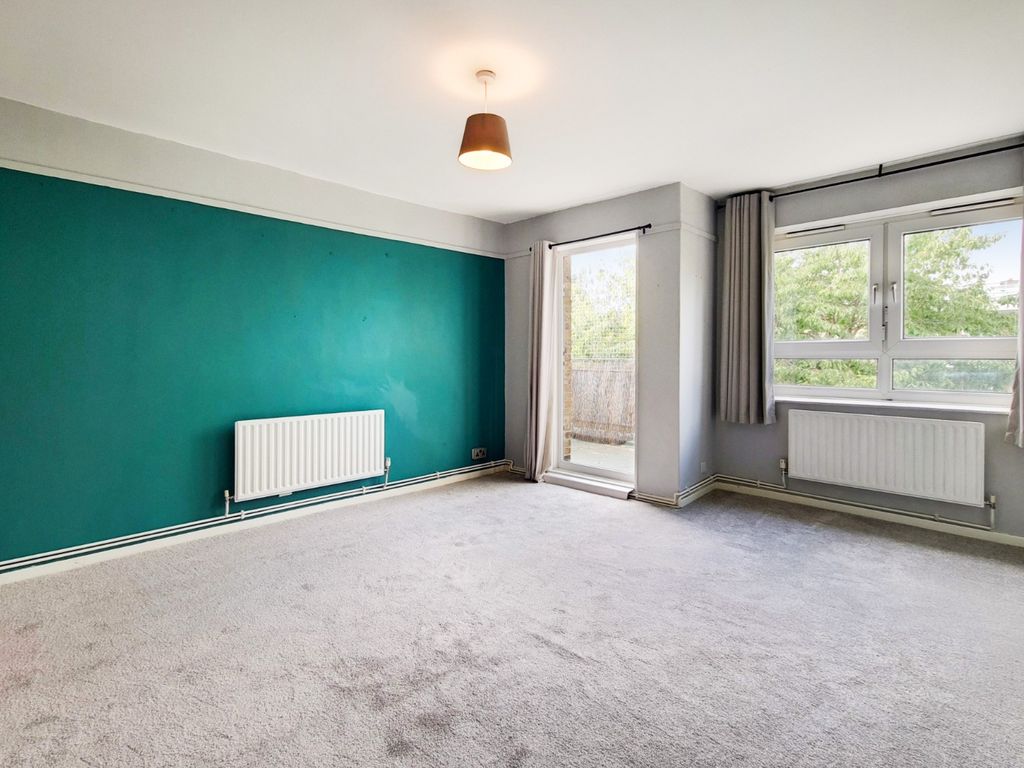 1 bed flat to rent in Rochfort House, Grove Street, London, Greater