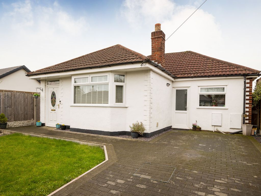 3 bed bungalow for sale in Oakfield Avenue, Upton, Chester CH2, £