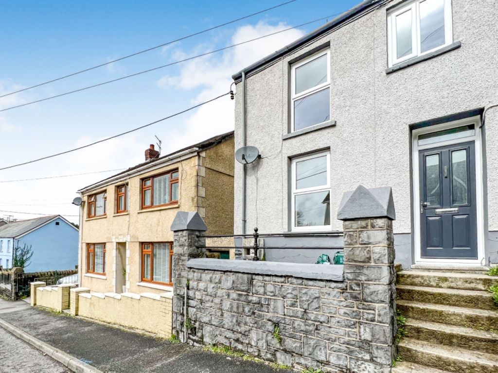 3 bed end terrace house for sale in Iscoed Road, Hendy, Pontarddulais