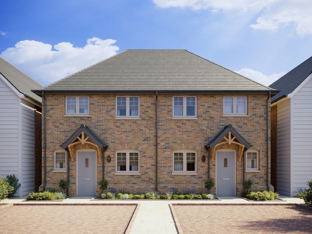 New home, 3 bed semidetached house for sale in Featherbed Lane