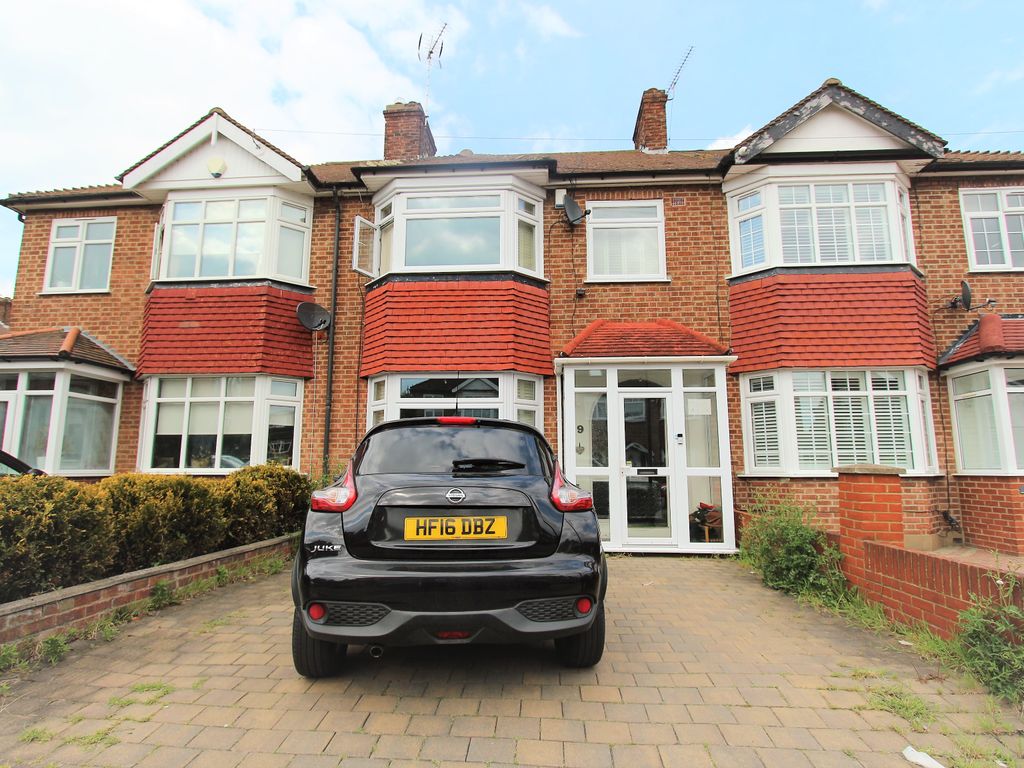 3 bed terraced house to rent in Sennen Road, Bush Hill Park EN1 Zoopla