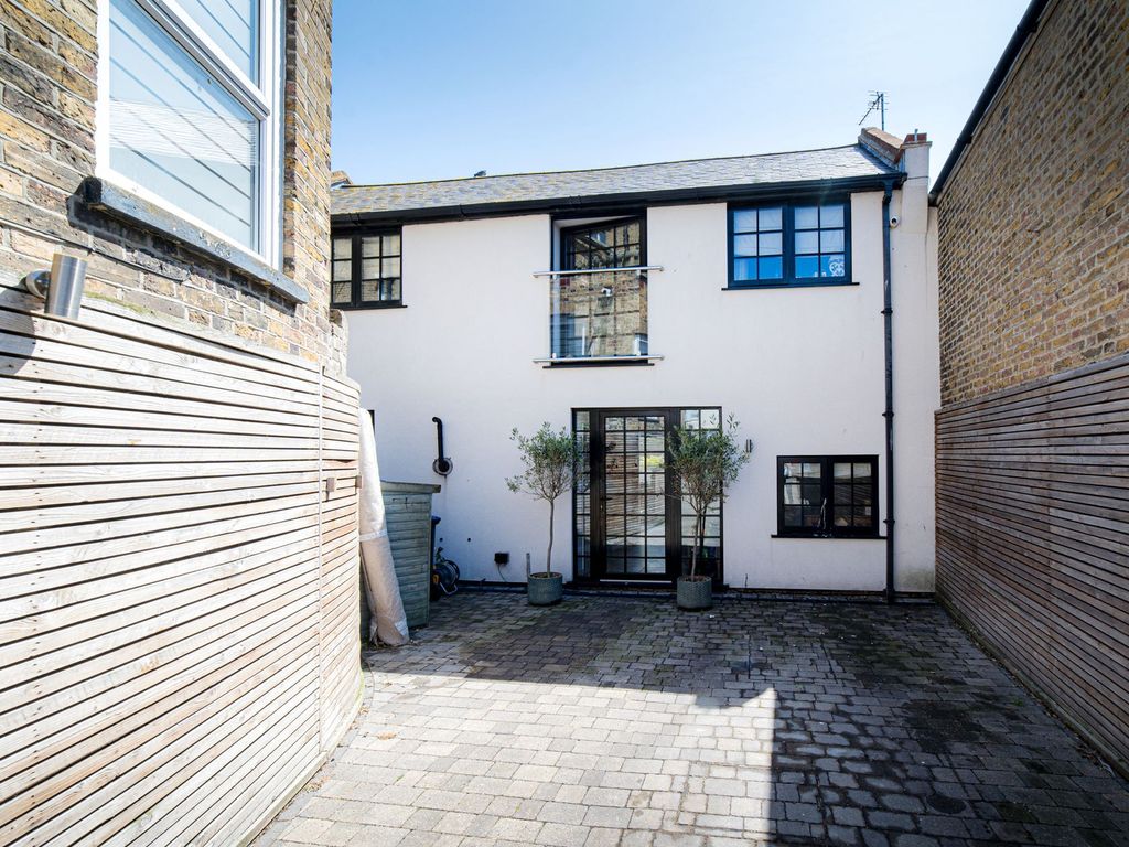 5 bed detached house for sale in Mortimer Street, Herne Bay CT6, £