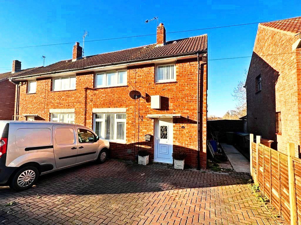 3 bed semi-detached house for sale in green acre, brockworth, gloucester, gloucestershire gl3