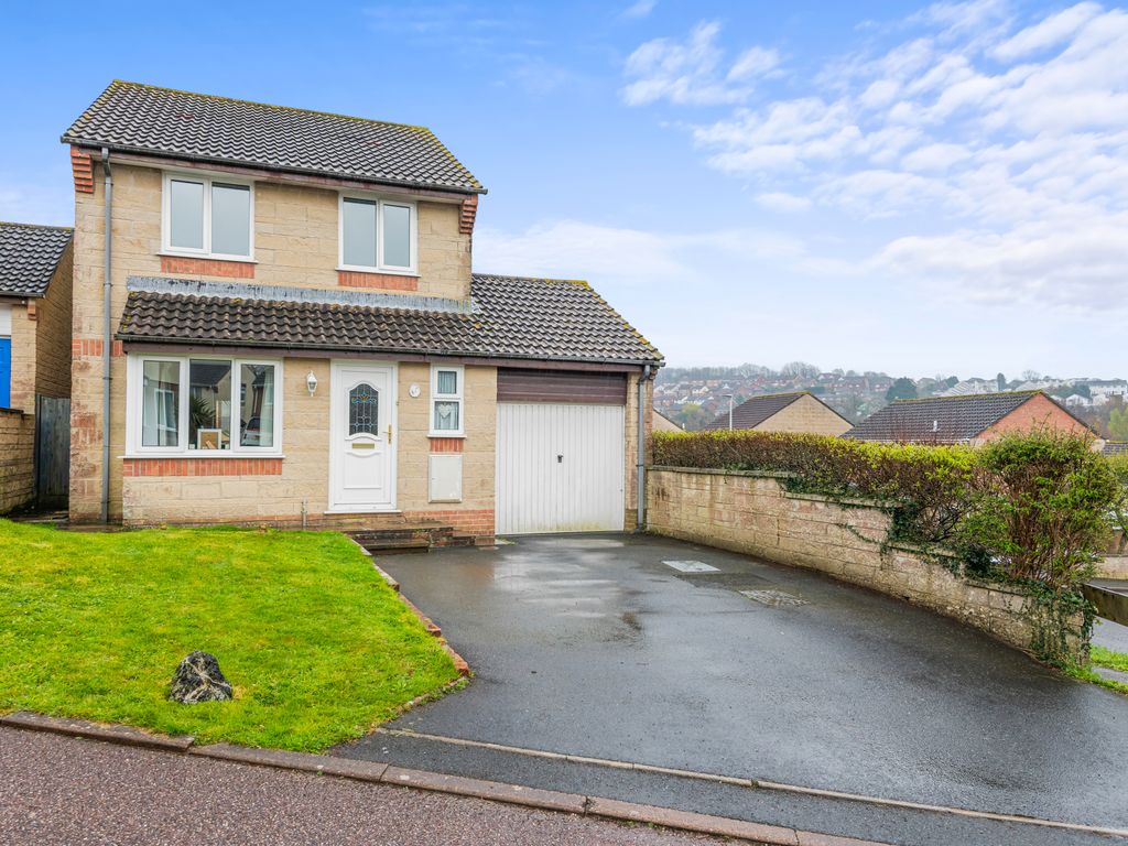3 bed detached house for sale in Birchwood Gardens, Plympton, Plymouth