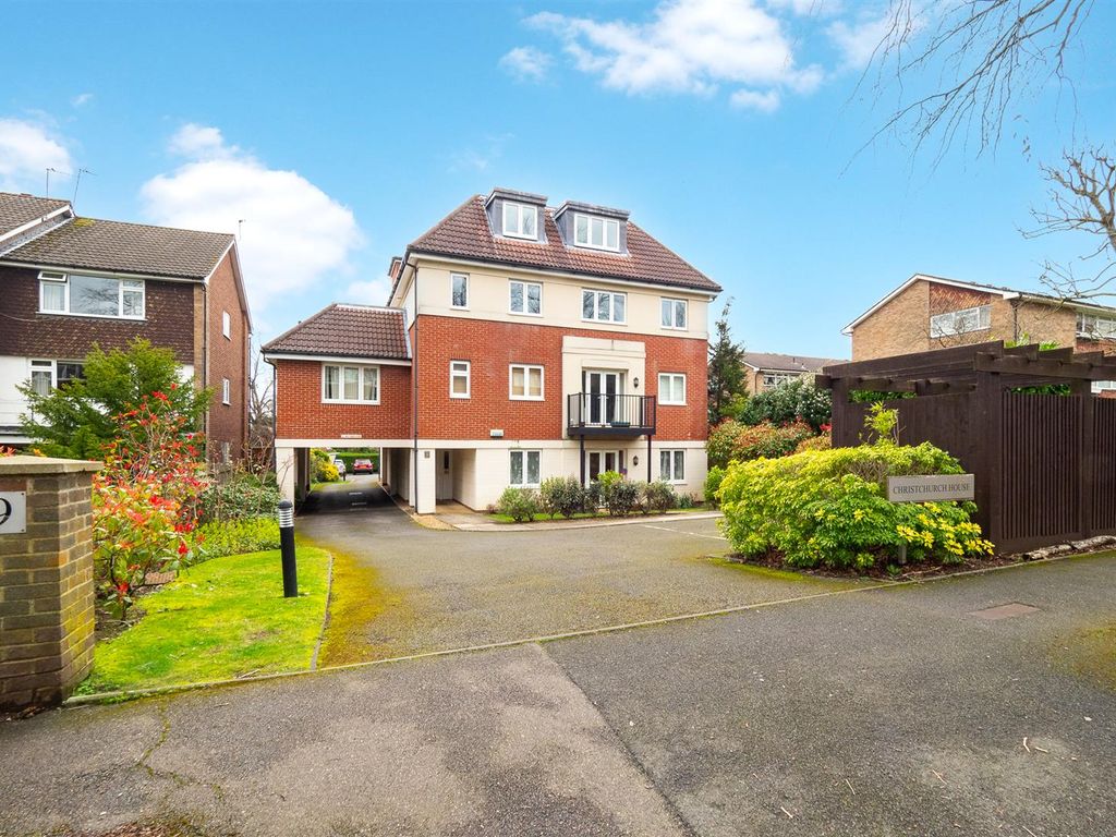 2 bed flat for sale in Christchurch Park, Sutton SM2, £400,000 Zoopla