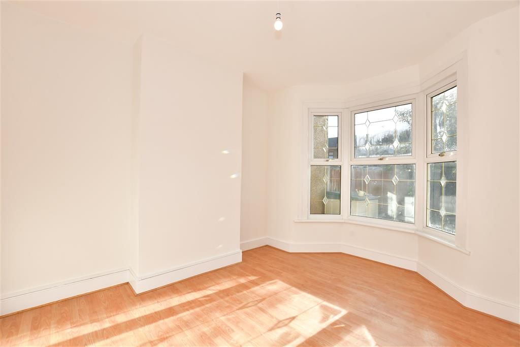 3 bed terraced house for sale in Lambourne Road, Ilford, Essex IG3, £