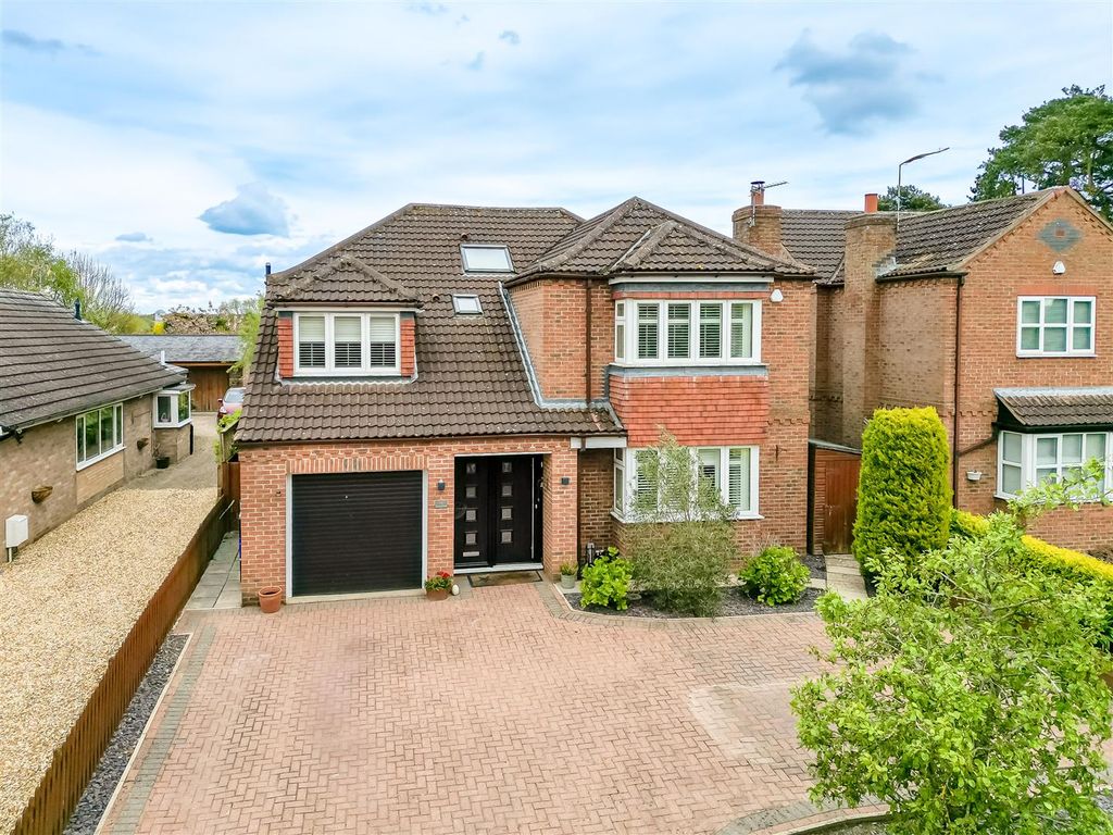 5 bed detached house for sale in Main Street, Elvington, York YO41, £