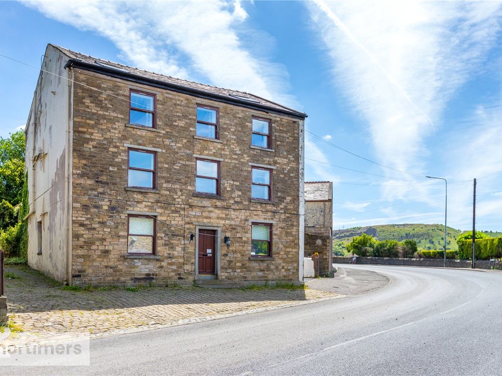 6 bed flat for sale in Higher Gate, Accrington BB5, £265,000 Zoopla