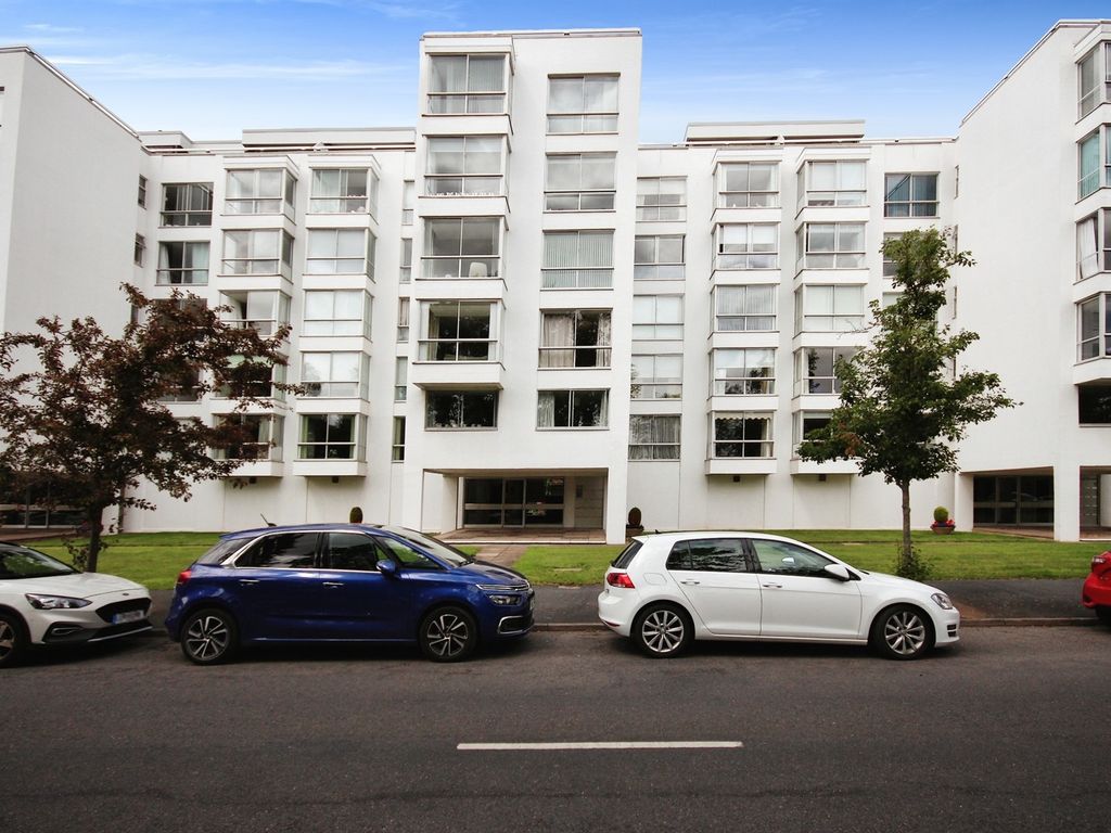 2 bed flat for sale in Newbold Terrace, Leamington Spa CV32 Zoopla