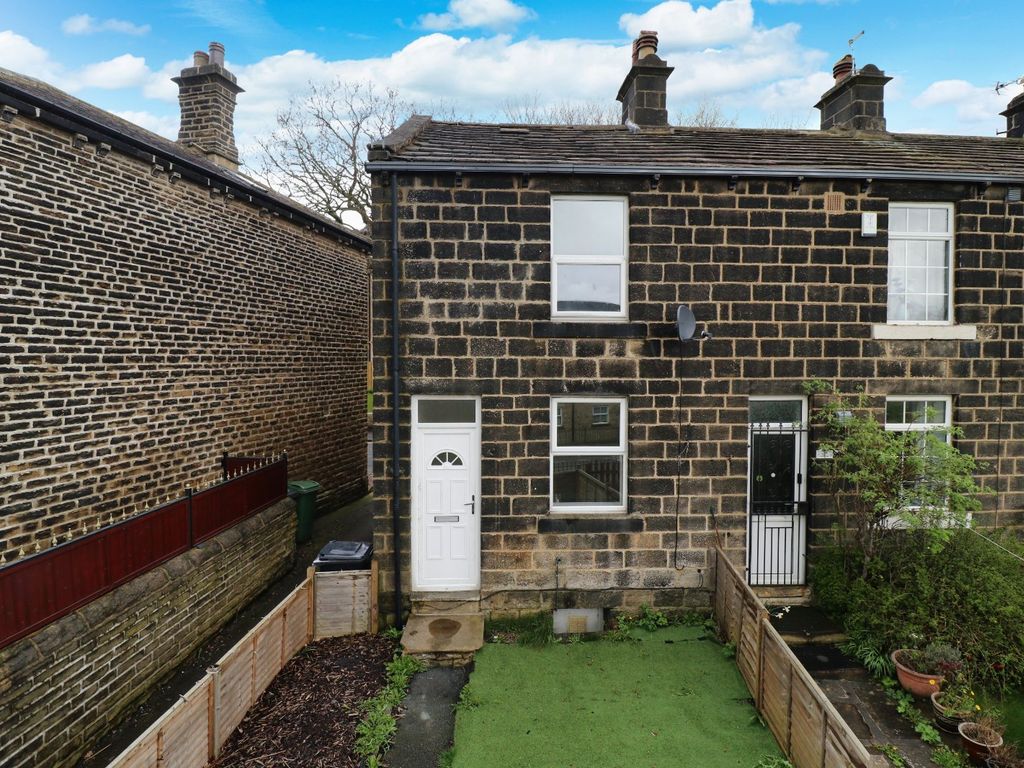 2 Bed End Terrace House For Sale In New Road Side Horsforth Leeds