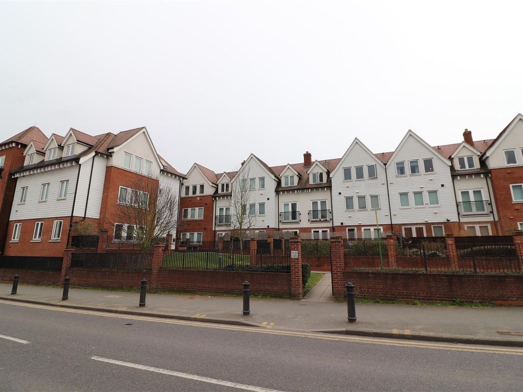1 bed flat for sale in Foots Cray High Street, Sidcup DA14, £100,000 Zoopla