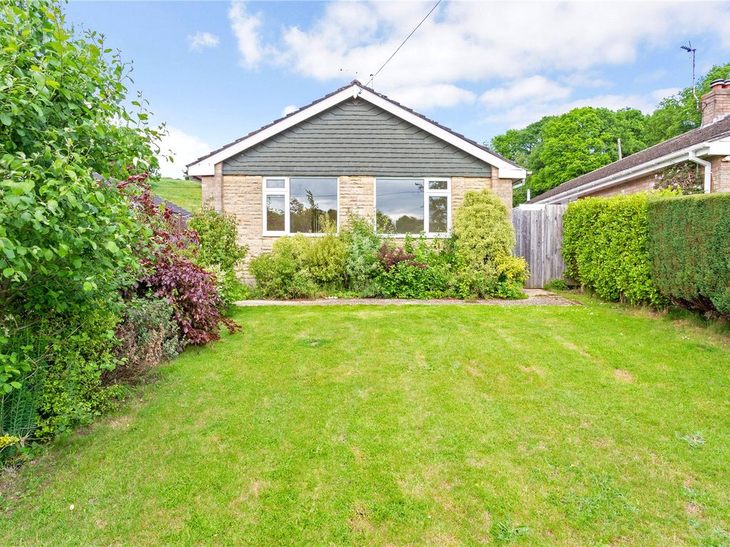 3 bed bungalow for sale in Dinton Road, Fovant, Salisbury, Wiltshire