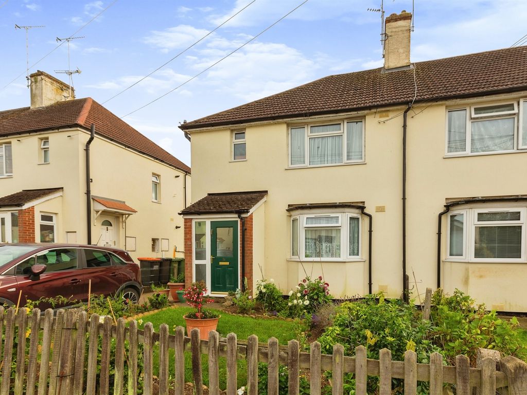 2 bed property for sale in Broomshill Road, Leighton Buzzard LU7, £